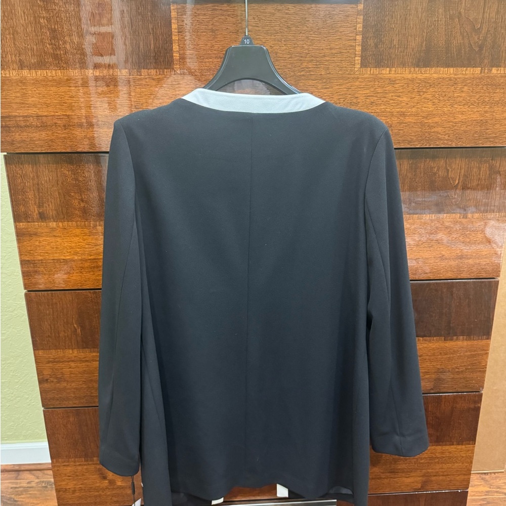 Karl Lagerfeld Black Jacket with White Trim NWT - Picture 5 of 5